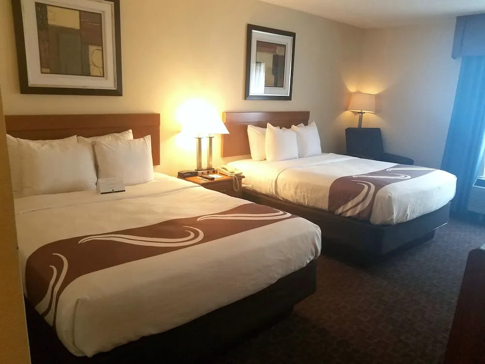 Quality Inn Morris