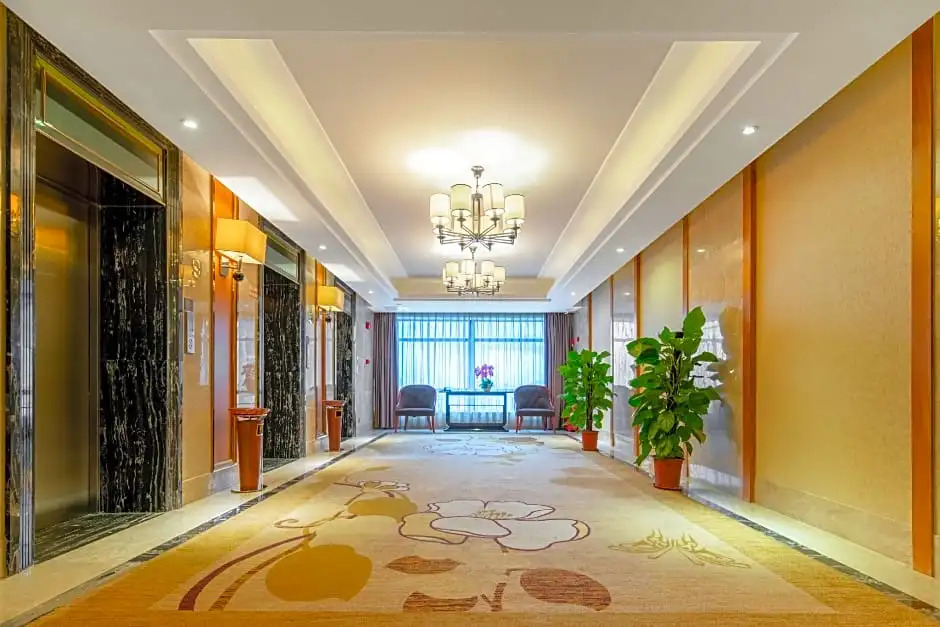 Dongguan South Grand China Hotel