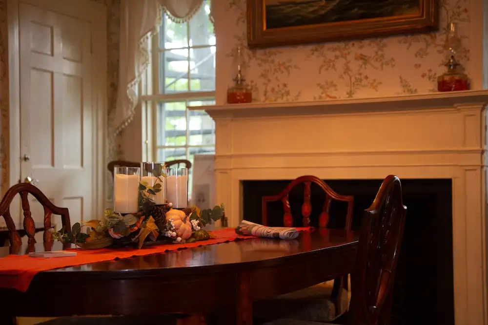 Clark Currier Inn
