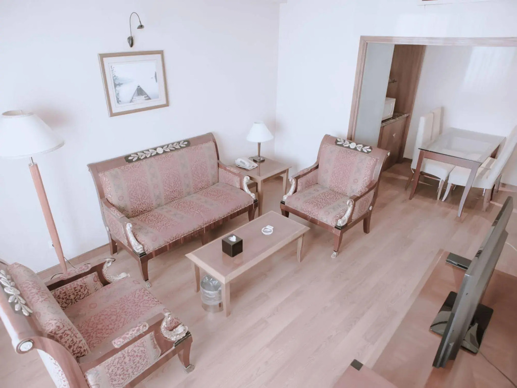 Shanghai Charms Hotel