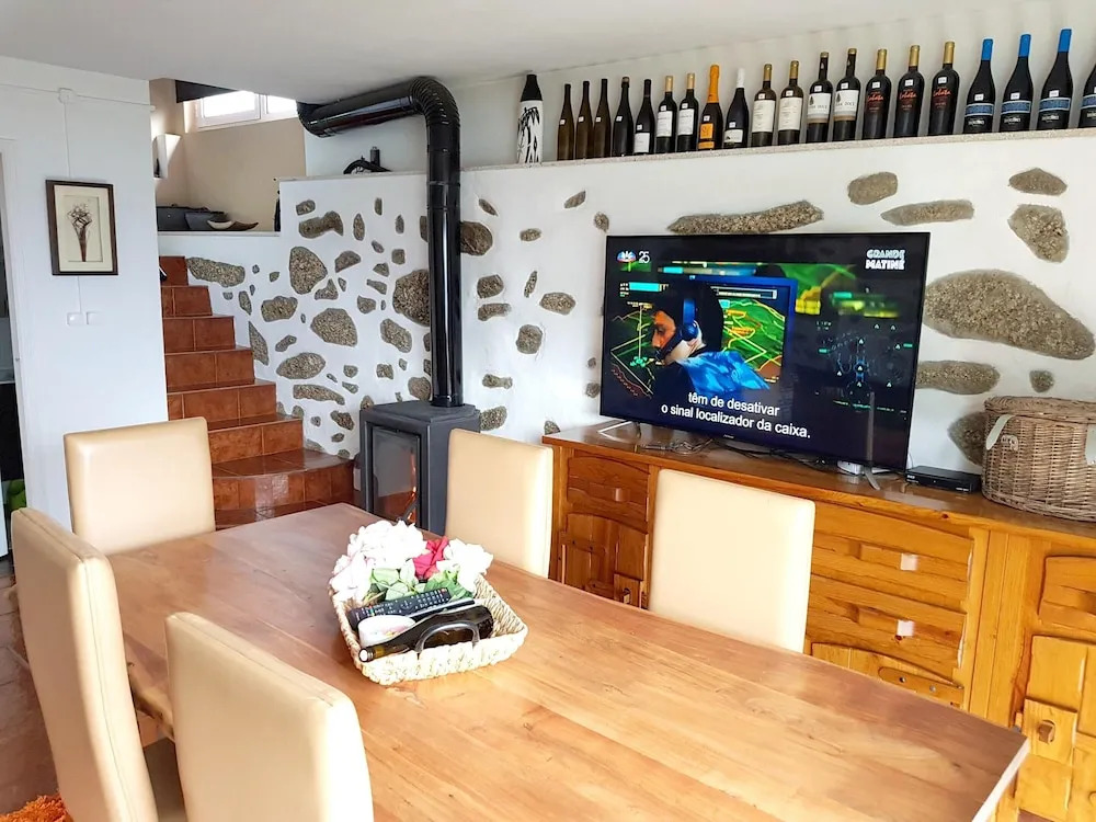 House With 4 Bedrooms in Cabeceiras de Basto, With Wonderful Mountain View, Shared Pool, Terrace