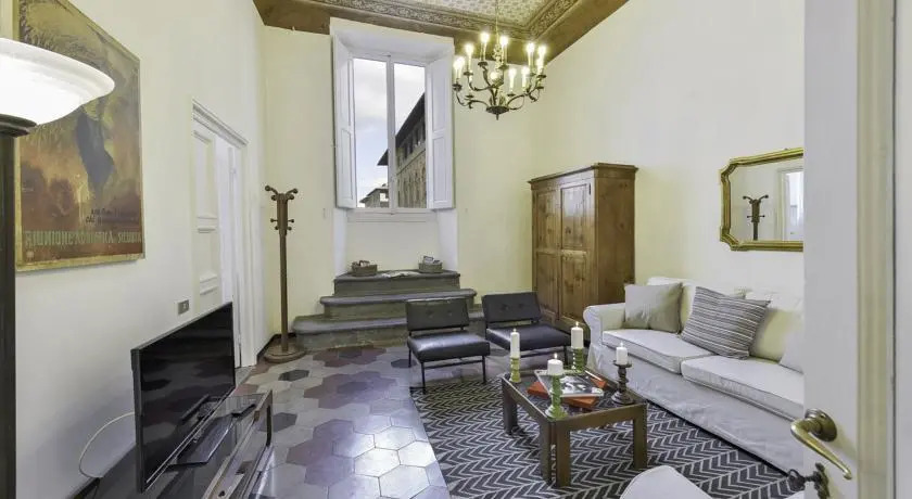 Porta Rossa Suite Halldis Apartments