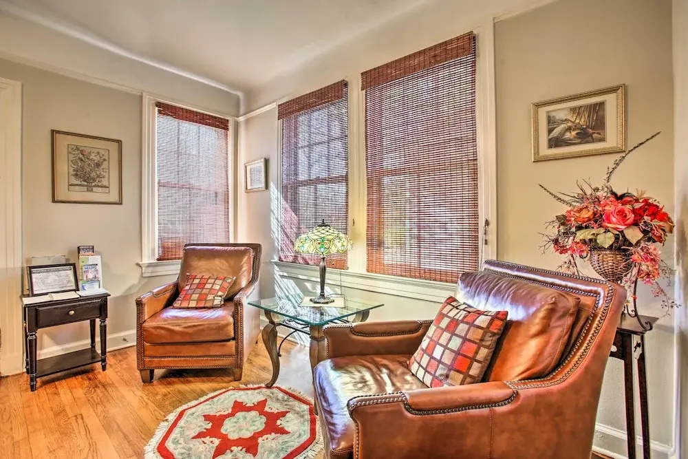 Soul & Style! Duplex Near French Quarter w/ Porch
