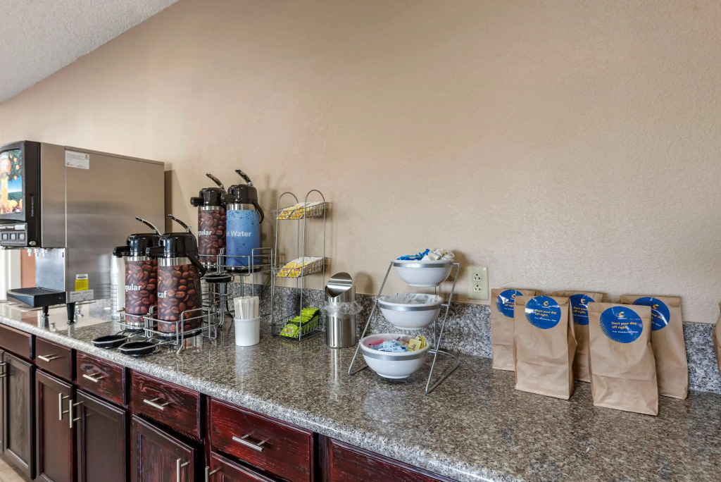 Comfort Inn & Suites Pueblo