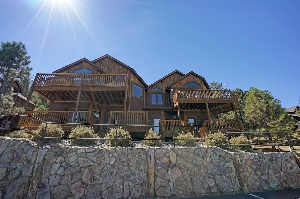 Mount Meeker 26b 1 Bedroom Condo by RedAwning