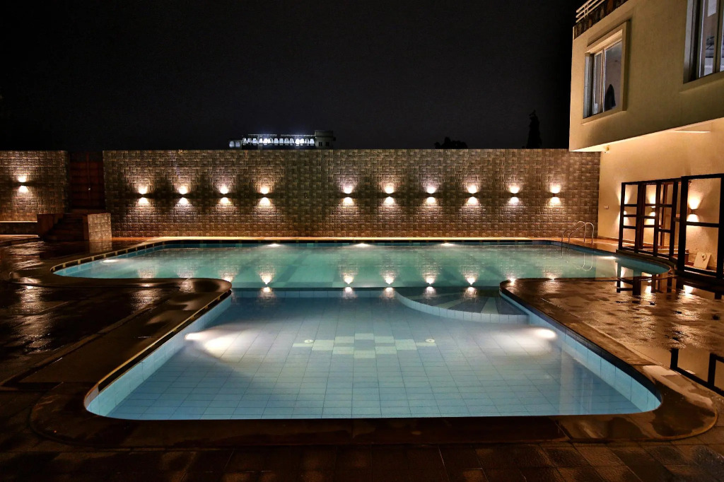 Hotel Devi Palace