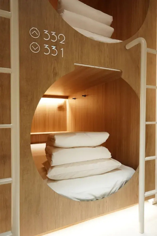 D A L Premium Capsule Hotel
