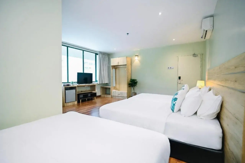 ZEN Rooms Metropol Hotel