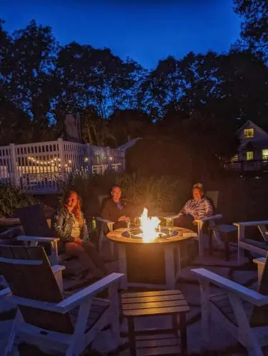 Cedar Court Inn