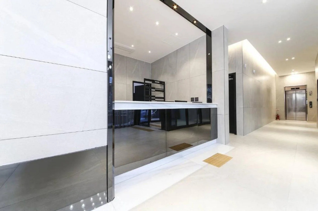 Gray Hotel Busan Station