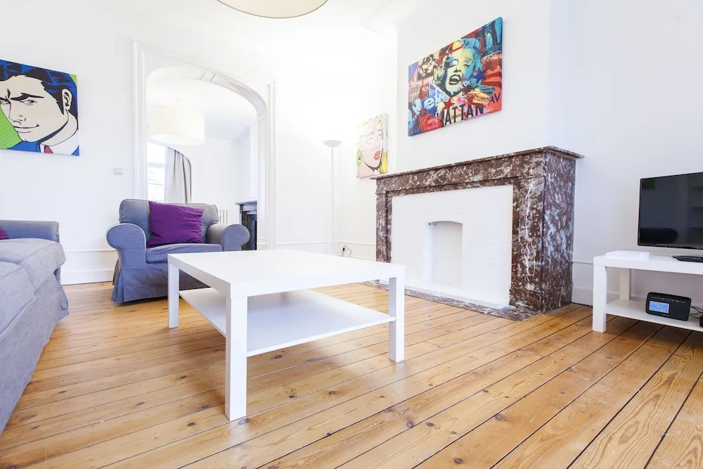 Brugmann Square Apartments