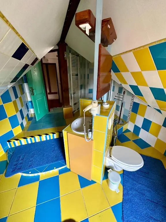 Luna House