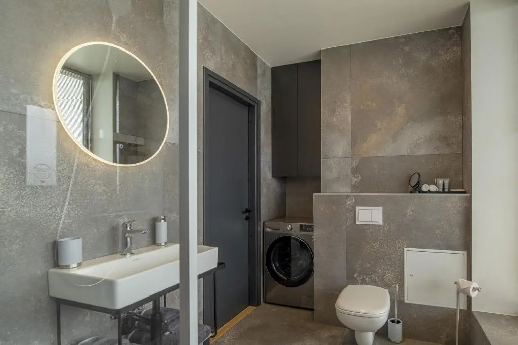 Artisa Riia Str 20a Luxury 2BR Penthouse Apartment