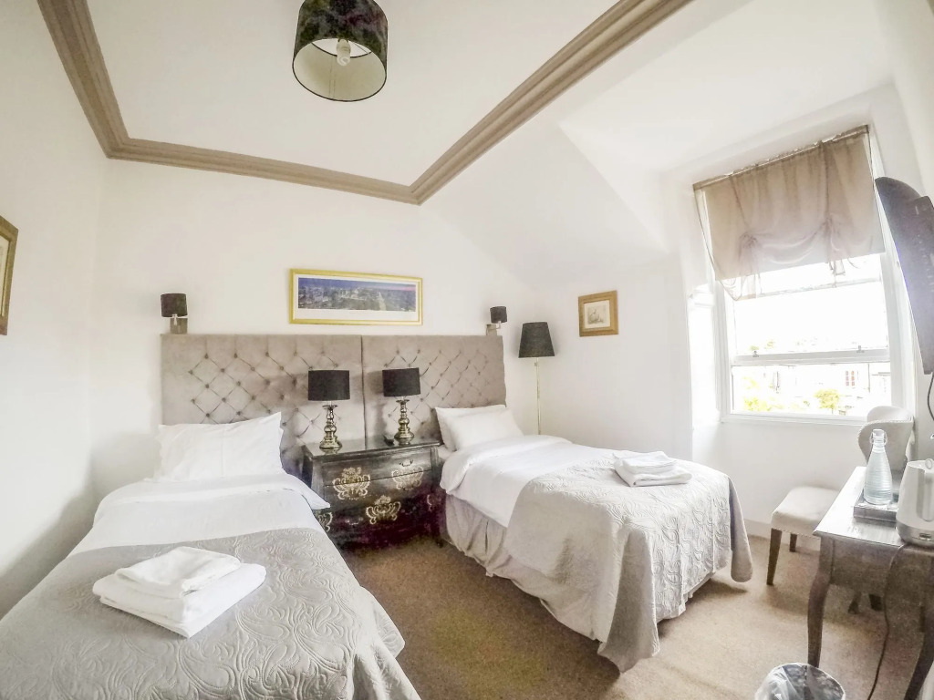 Allison House 17