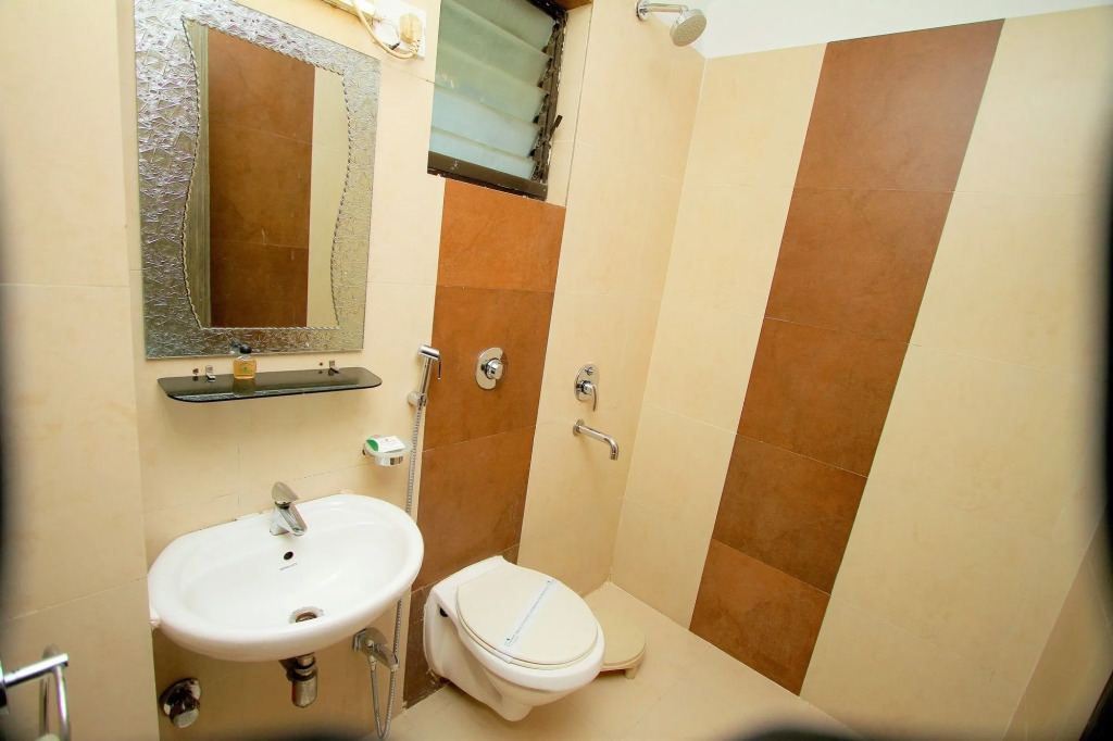 Hotel Crestwood