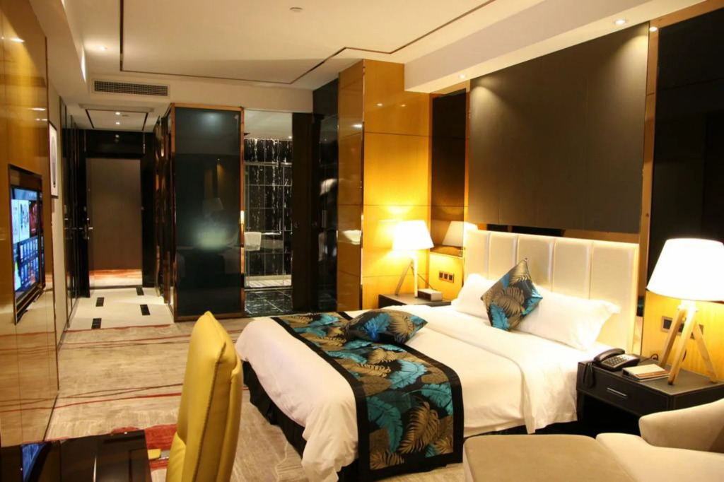 Sweet World Hotel (Foshan Jihuayuan, Zumiao)