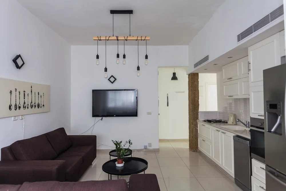 2 bedroom apartment by Hilton Beach