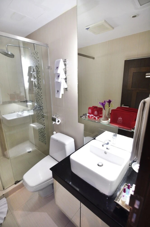 ZEN Rooms Sukhumvit Soi 10