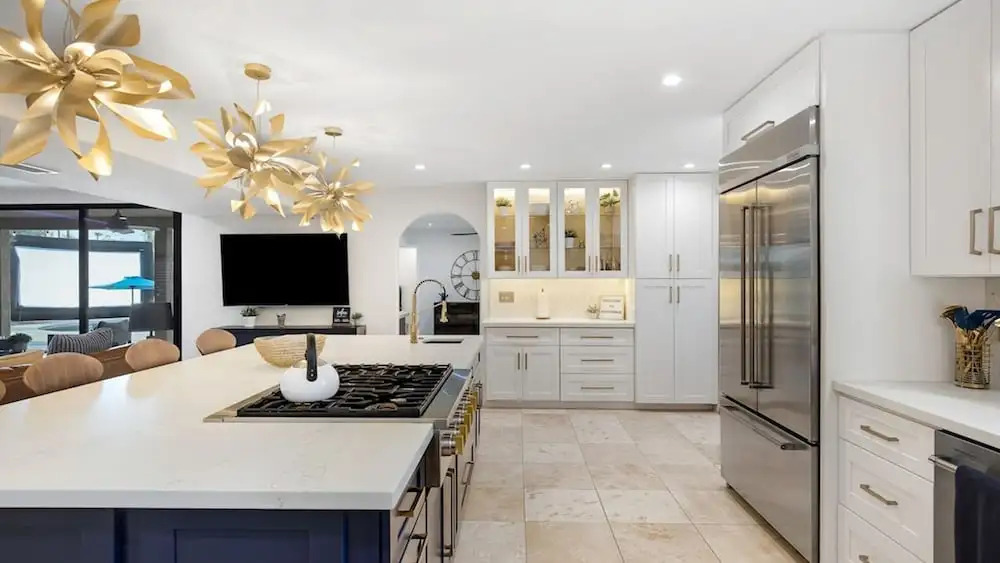 Stunning Vacation Dream Home W/backyard Paradise!