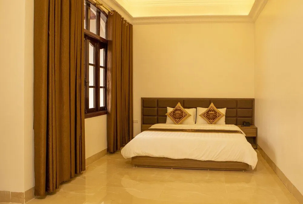 Vạn Xuân Royal Hotel
