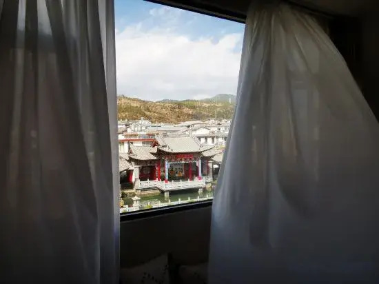 Lijiang Yixi Yixia Designer's Light - luxury Homestay (Gucheng Store)