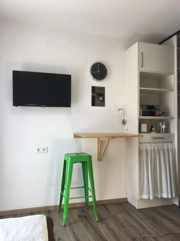 Business and Family Homes