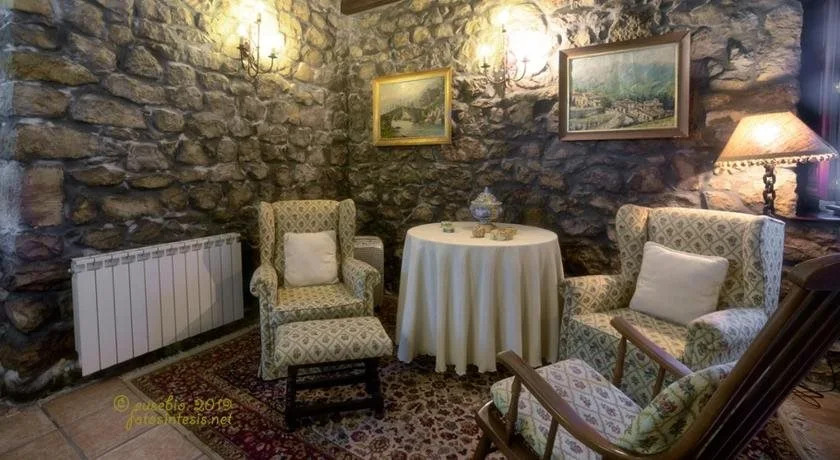 Posada San Tirso