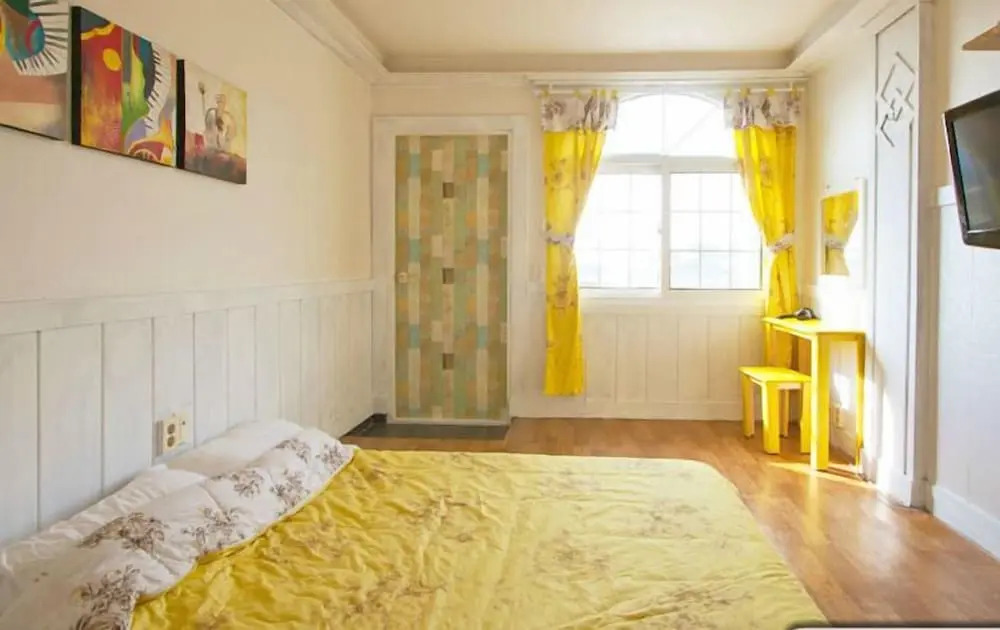 Vintage House