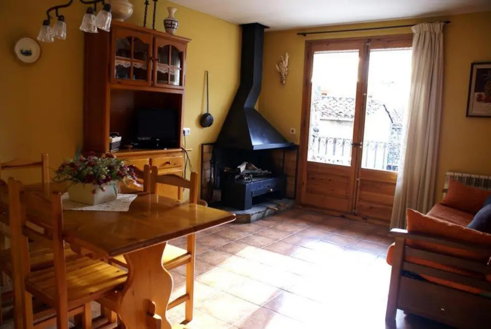 Apartament rural per a 6 · Pardines