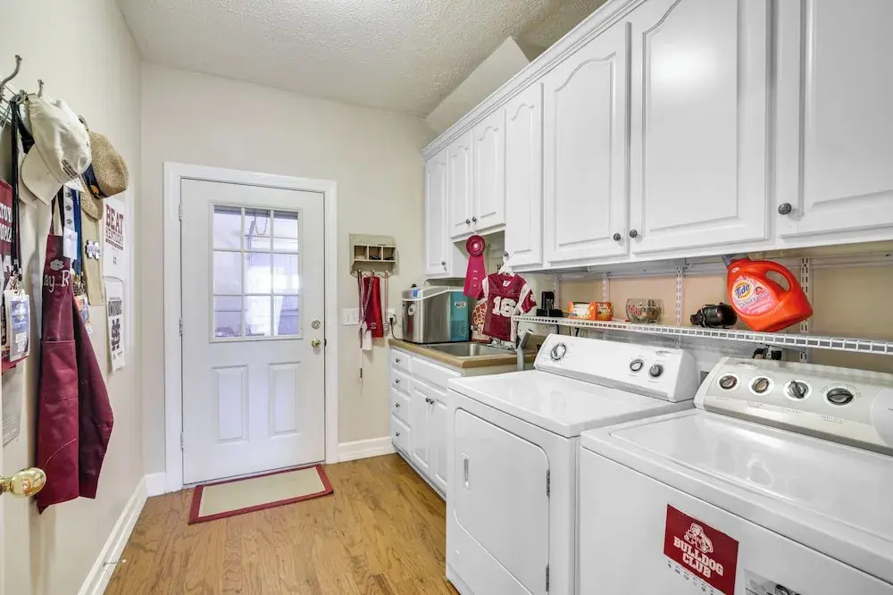 Starkville Vacation Rental ~ 2 Mi to MSU