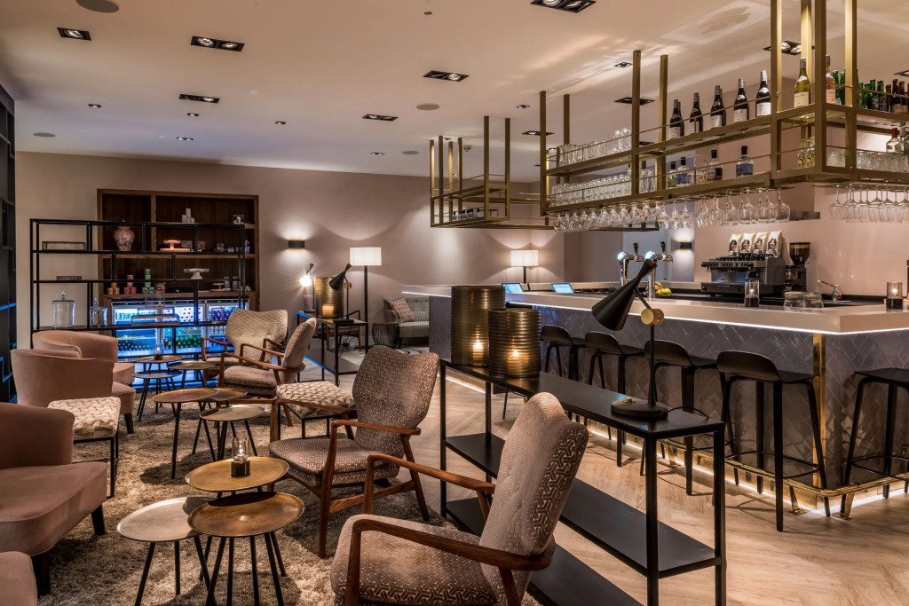 Sandton Eindhoven Centre - hotel Eindhoven city centre with private parking