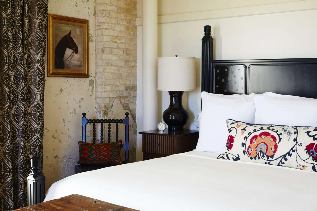 Hotel Emma at Pearl on the Riverwalk