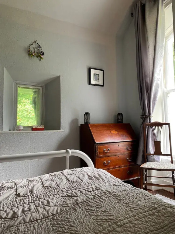 Fabulous 6 Bedroom Victorian Period House