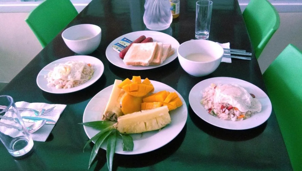 Kona Island Hotel