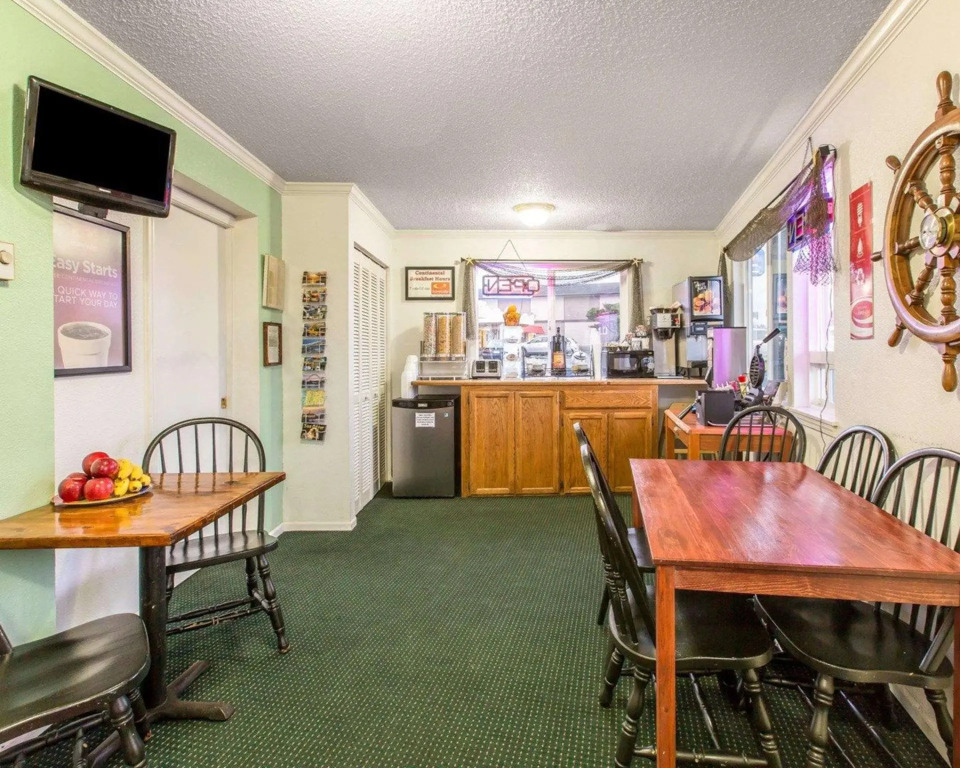 Econo Lodge Newport