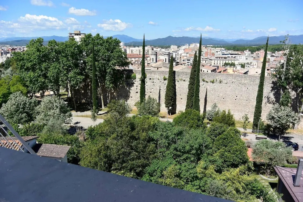 Flateli Apartamento Canigo