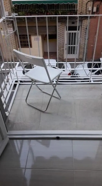 Large Superior 3 Bedroom Apartment Two Bathroom 2 Balconies Full Airconditioning