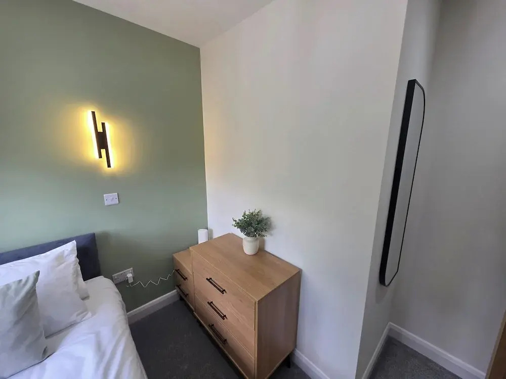House - Sleeps 4 - Parking - Garden - City Centre