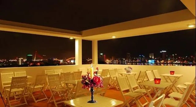 Tuong Phat Hotel