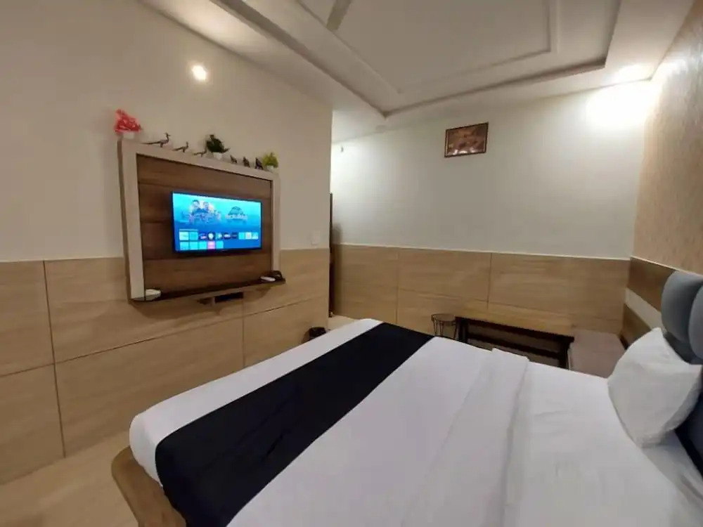 Taj Nice Point Manage By Taj Sunrise Group Trippizo