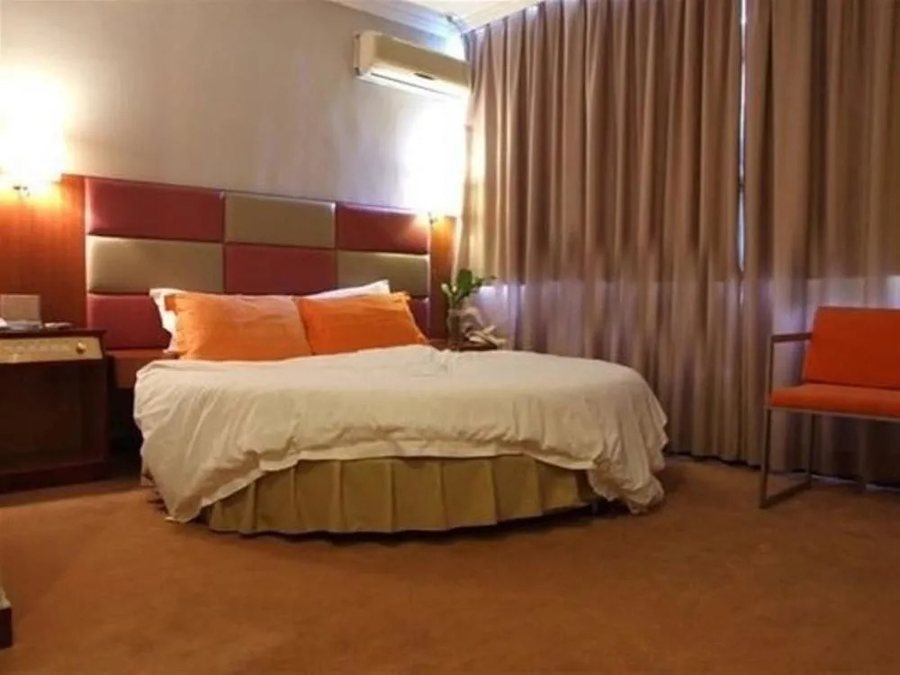 Silver Spring Hotel