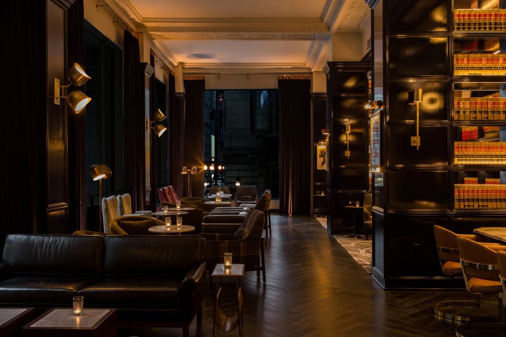 Kimpton Gray Hotel Chicago by IHG