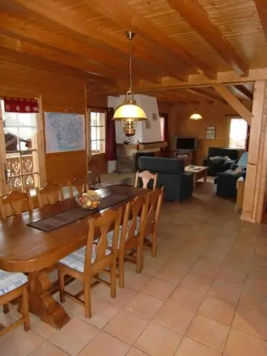 Chalet Sauterelles - Mountain & Tradition