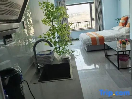Yahong Homestay (Lanzhou Zhonghai Plaza)