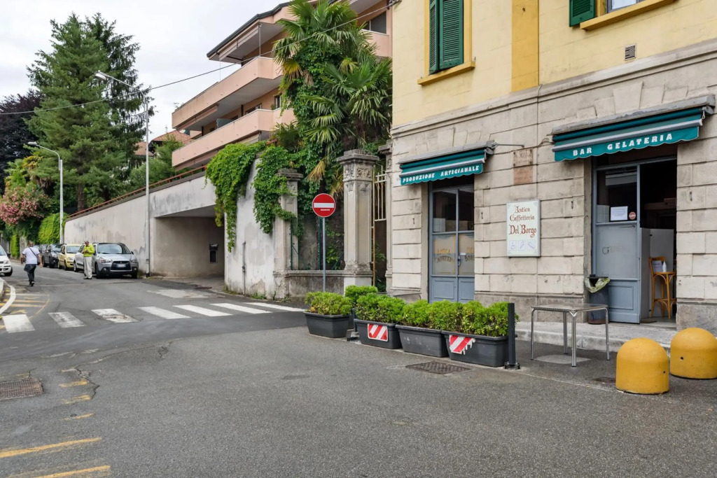 Bright attic under the sky of Como! Close to City Center and to services