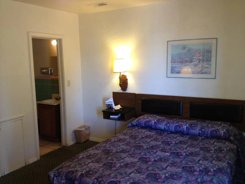 Budget Inn