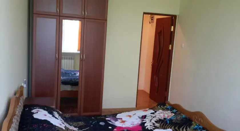 Hovhan Guest House