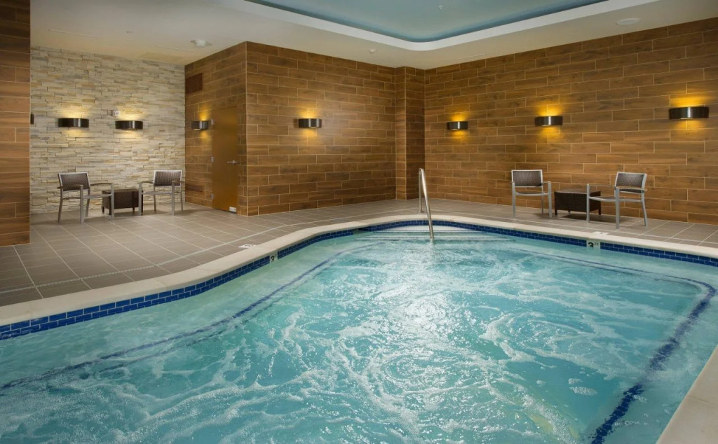 Fairfield Inn and Suites by Marriott Nashville Downtown/The Gulch