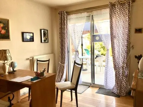 MaisonTevy - Appart 2 Chambres-4lits-Terrasse-Jardin & Studio-Confort-Climatisation- Idéale-Pro-Tourisme