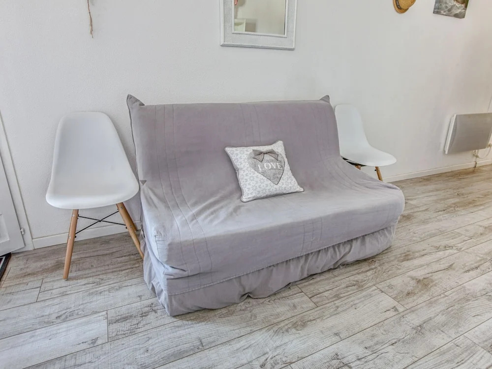 Scenic Apartment in Fleury With Balcony Near Sea